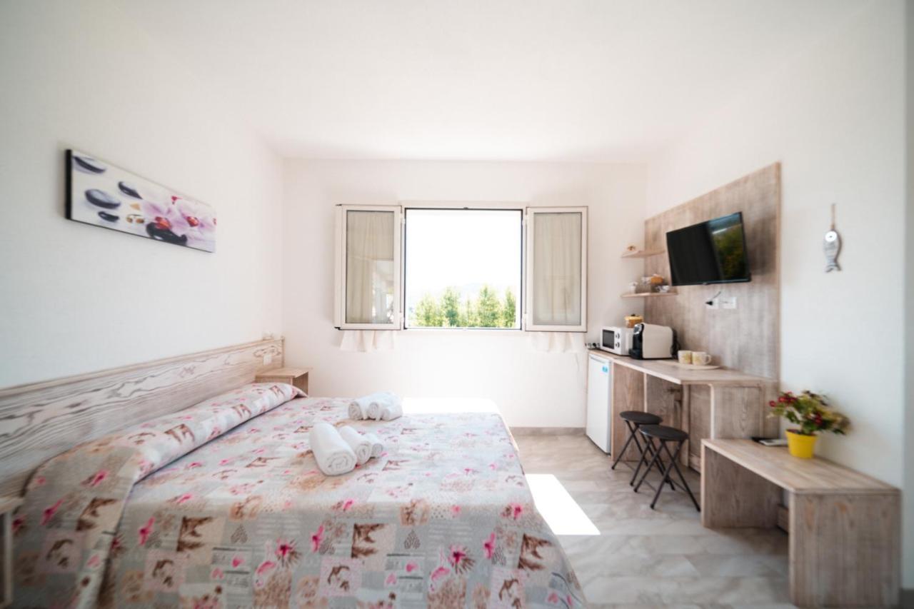 Agriturismo B&B Mares E Montes De Marrante Синискола Экстерьер фото